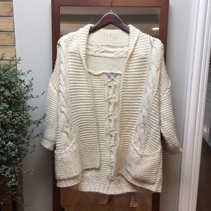 Gap cable knit sweater